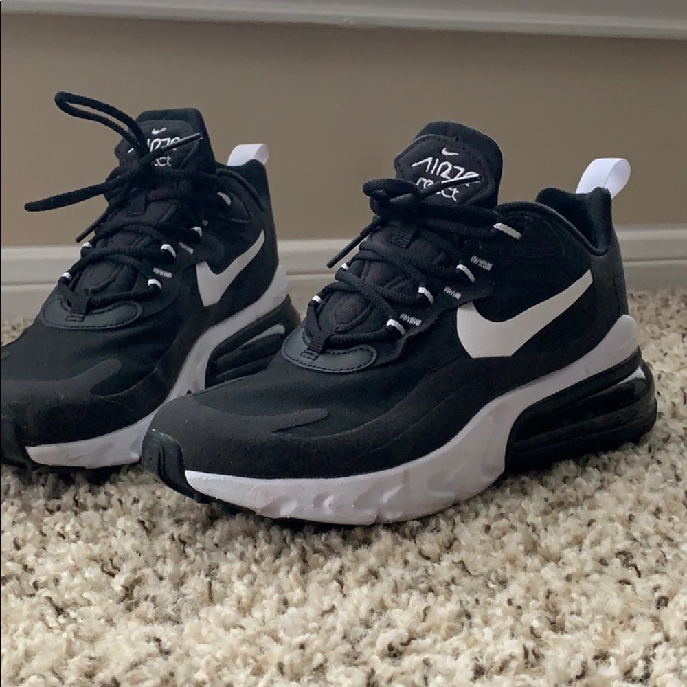Tennis Shoes